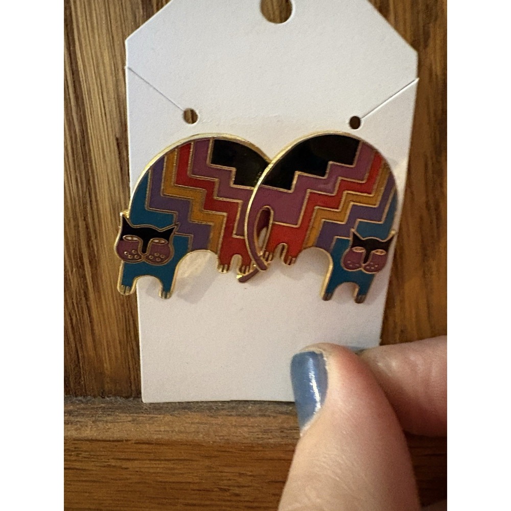 LAUREL BURCH Signed "AZTEC CAT" MULTICOLOR CLOISONNE GOLD TONE EARRINGS Post